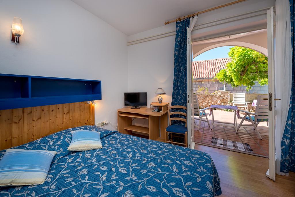 Apartments Giardino ツァヴタット エクステリア 写真