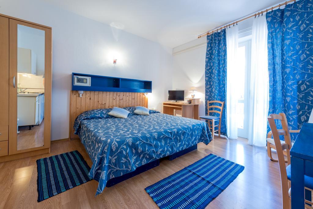 Apartments Giardino ツァヴタット エクステリア 写真
