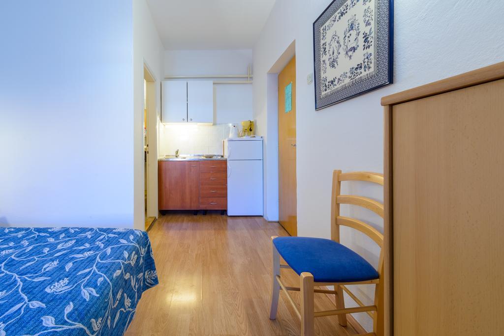 Apartments Giardino ツァヴタット エクステリア 写真