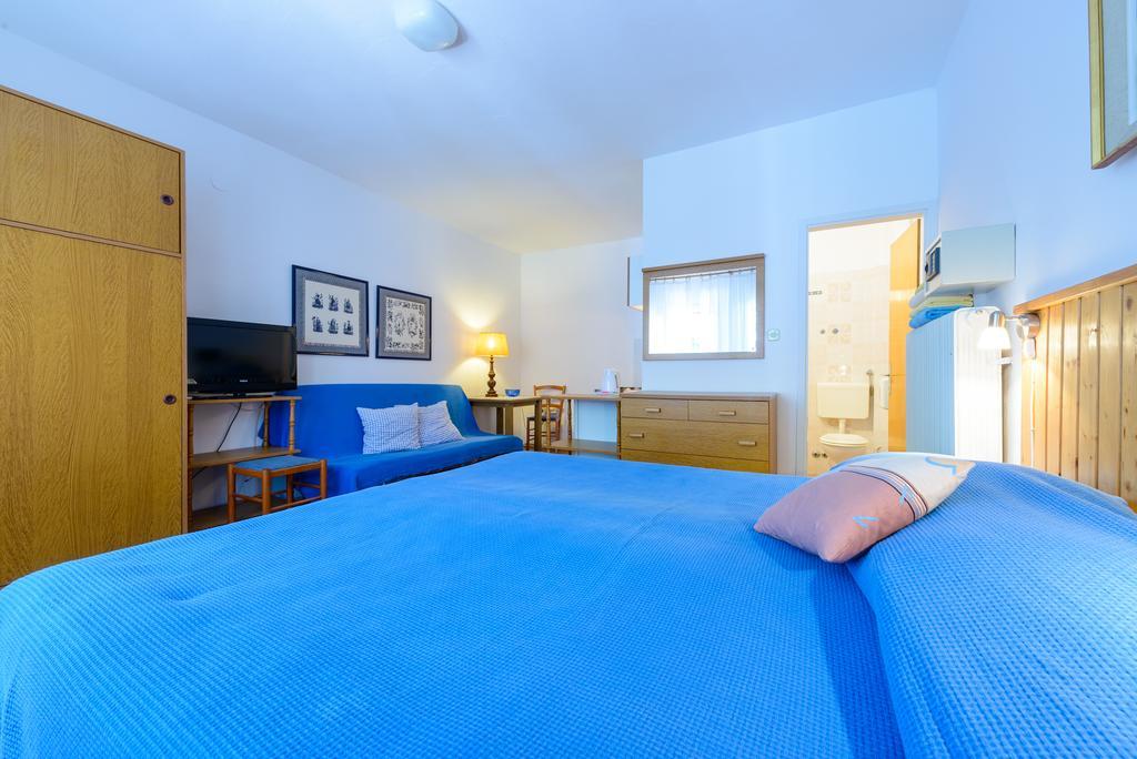 Apartments Giardino ツァヴタット エクステリア 写真